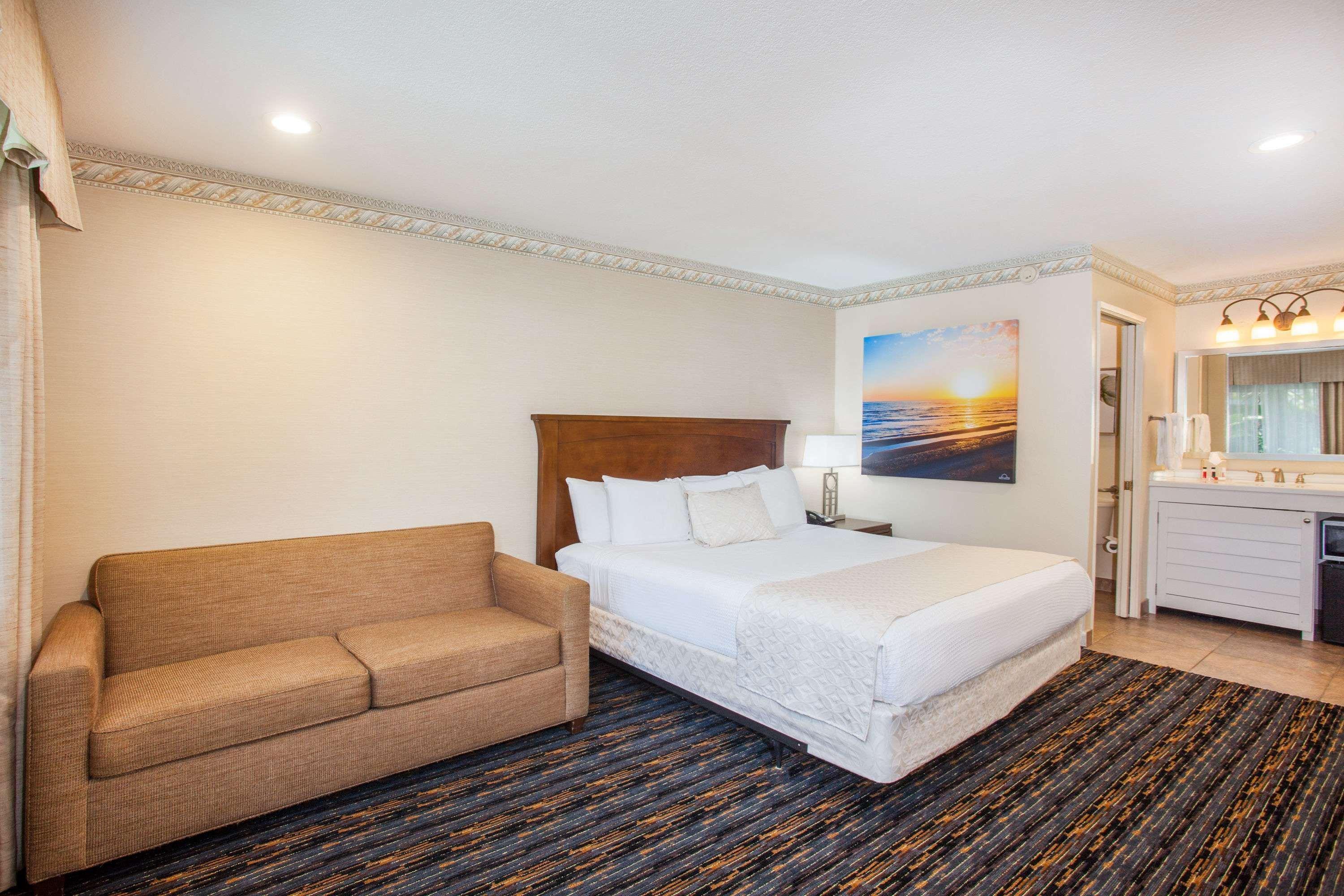 Days Inn By Wyndham San Diego Hotel Circle Екстериор снимка