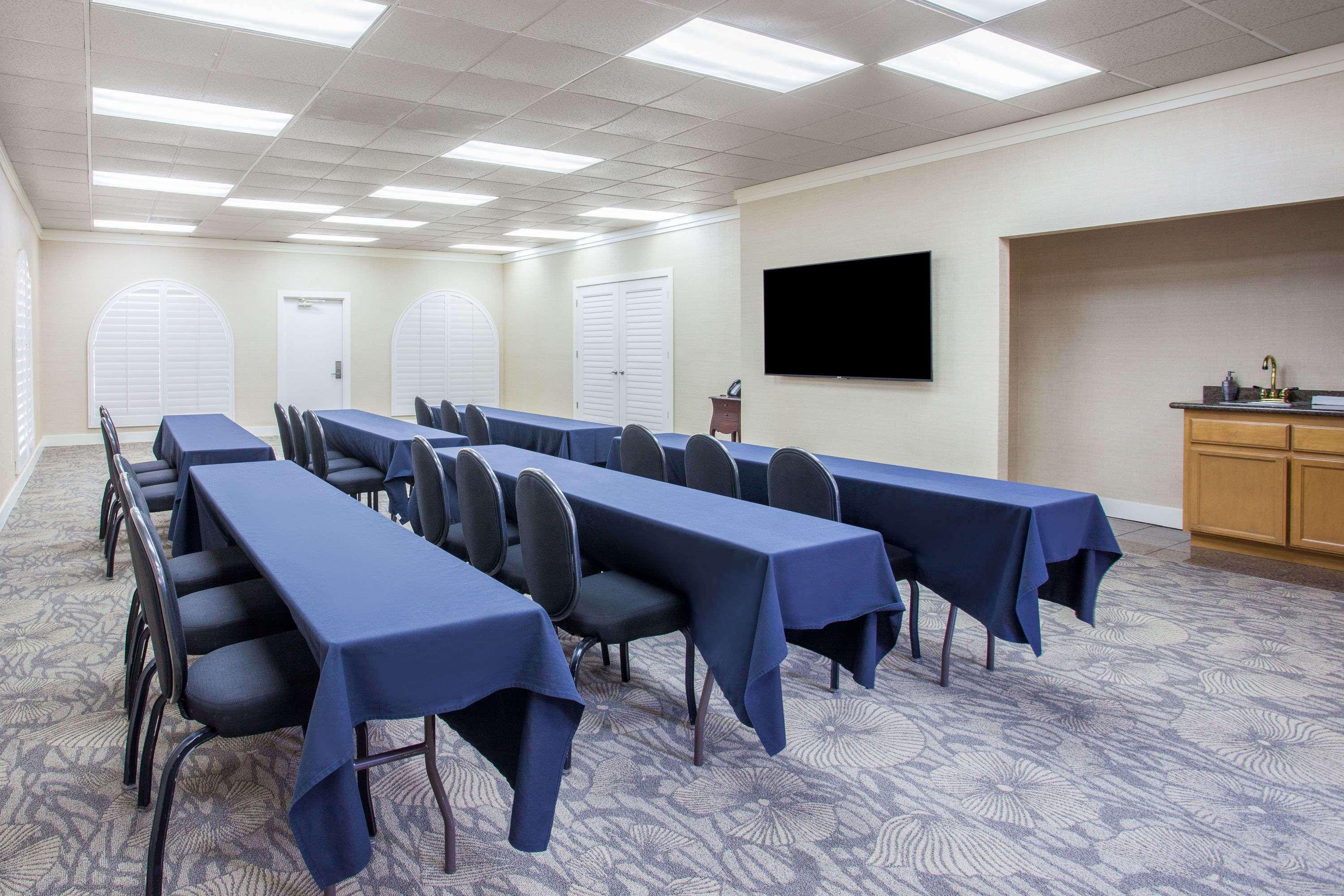 Days Inn By Wyndham San Diego Hotel Circle Екстериор снимка